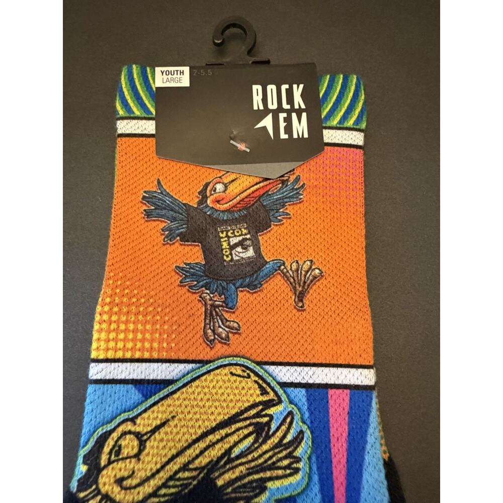 NWT San Diego Comic Con SDCC Official Rock ‘EM Socks~Comic Strip Yth L 2-5.5 - Picture 2 of 10